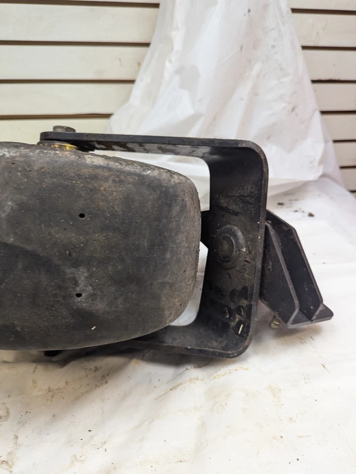 John Deere F620 F680 Rear wheel and tire With Caster Fork - Image 3 of 4