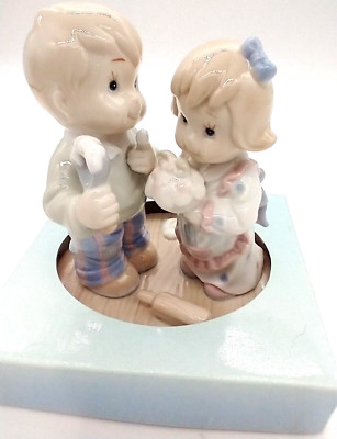 Porcelain Figurine All Love Is Sweet Happy Valentines Day Vintage Original Box