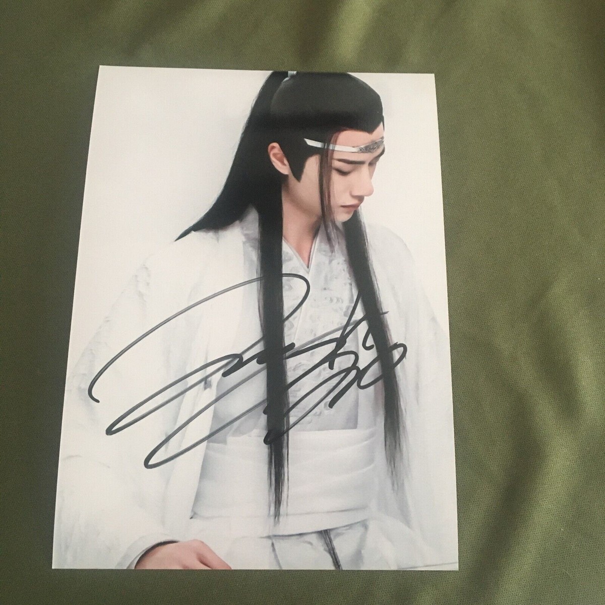 WANG YIBO YI BO CHEN QING LING PHOTO CARD SIGNED AUTOGRAPHED 5*7