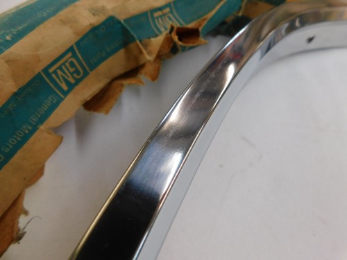NOS OEM 1969 1970 Cadillac Front Wheel Lip Opening Mouldings Deville Fleetwood - Picture 6 of 19