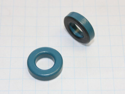 T-68-1 Iron Powder Cores, 0.68'' O.D., 0.37'' I.D., 0.19'' Hgt. U=20. Pkg of 4., 