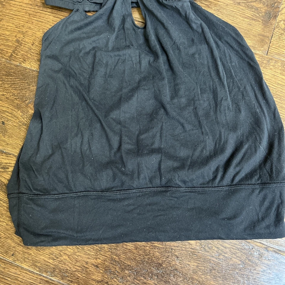 Top de entrenamiento para mujer LULULEMON negro recortes laterales talla 4 Foto 3 de 4