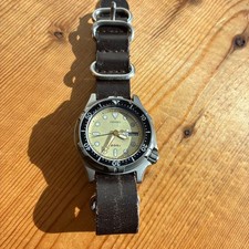 Seiko Diver Retro Titanium Quartz Diver Mens ...