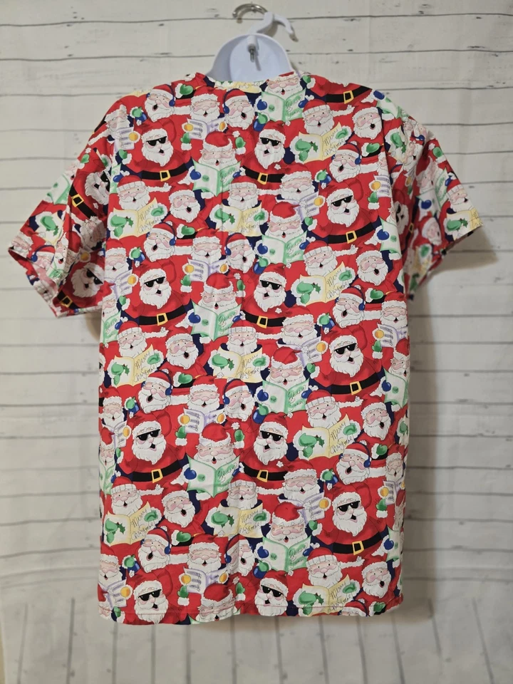 Blusa Médica Para Mujer Peaches Uniforms Multicolor Papá Noel, Talla M Foto 2 de 4