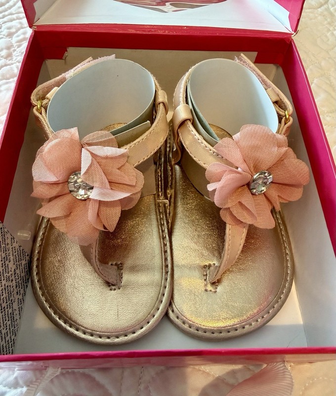 New Stuart Weitzman “My First Weitzman” Baby Girl Pink Sandals. 9-12 Months.