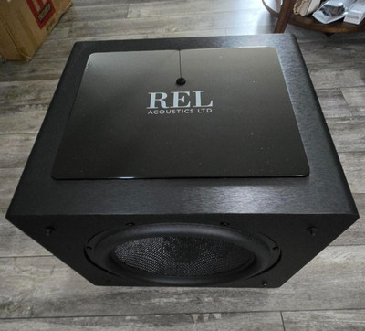 REL Acoustics HT/1508 Predator 15'' Powered Subwoofer (Black Color)