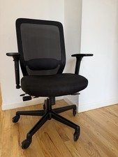 HON F34000000 Black Mesh Adjustable Swivel Task Chair w/ Armrests, Casters