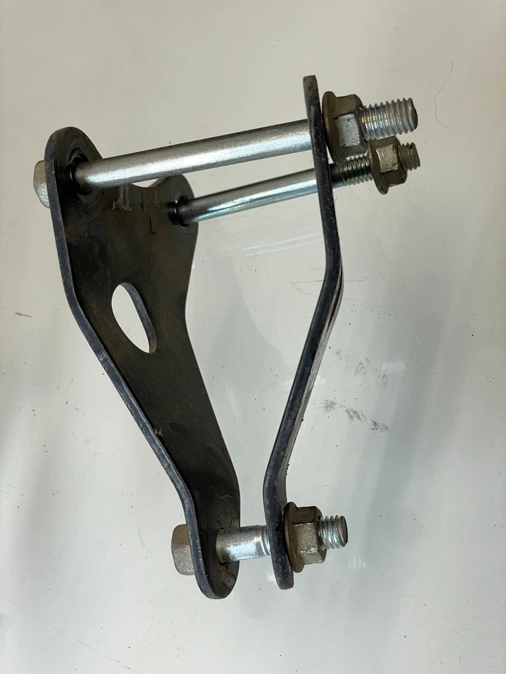 Honda CM185T 1979 Twinstar CM 185 soportes y pernos de motor OEM CM200 Foto 2 de 4