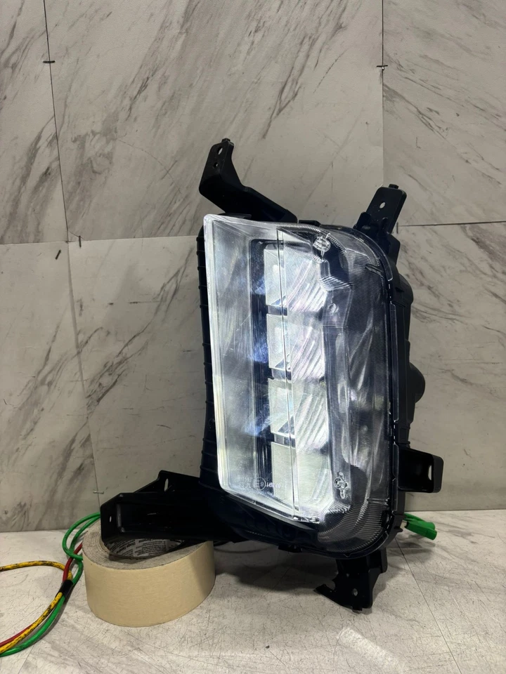 Conjunto de luz antiniebla KIA K5 2025 OEM LÁMPARA LED DELANTERA IZQUIERDA LADO CONDUCTOR 922101-L2XXX Foto 2 de 4