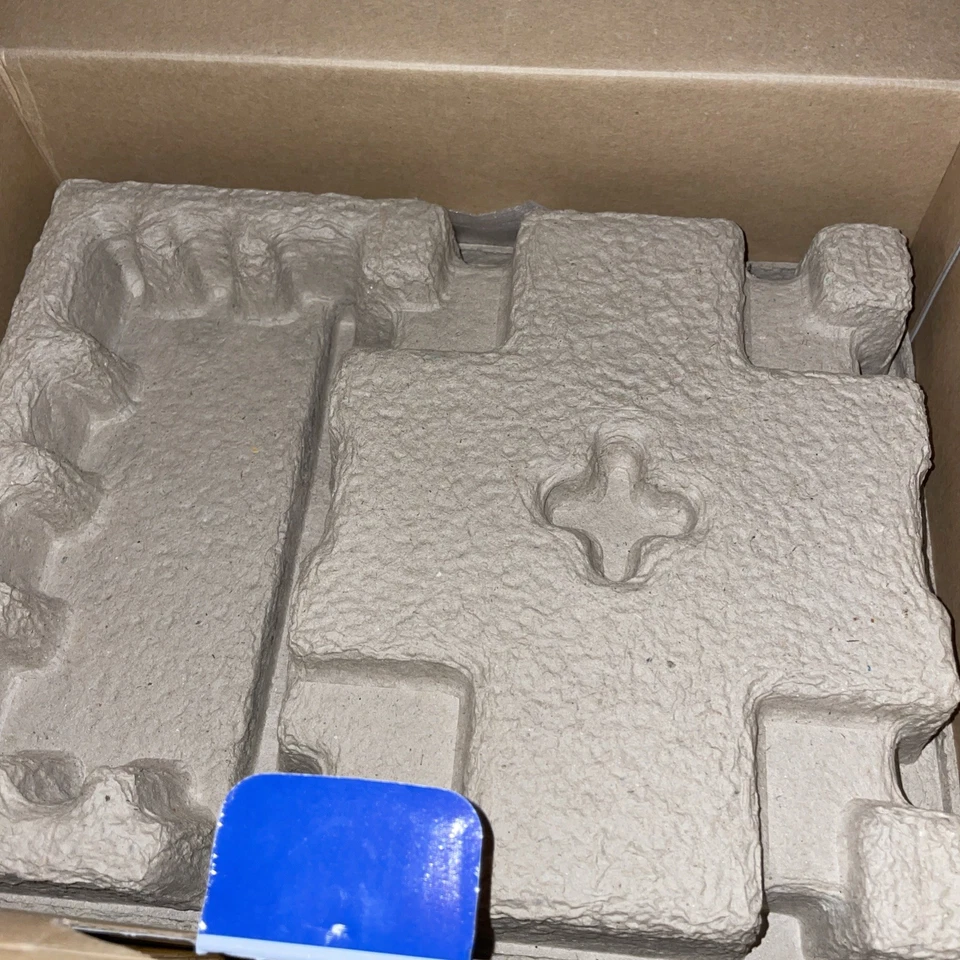 Boxed Sony DPP-FP30 Photo Printer boxed with instructions and power supply - Image 4 of 4