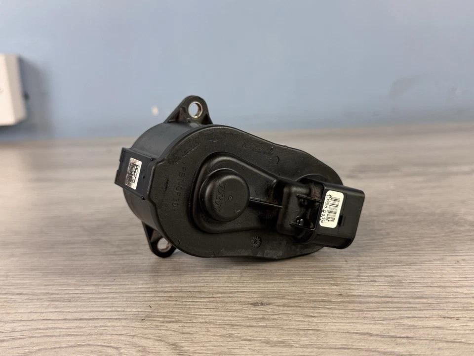 Servo motor elétrico pinça de freio traseira para Volvo S60 S80 V60 V70 XC60 XC70 - Imagem 2 de 4