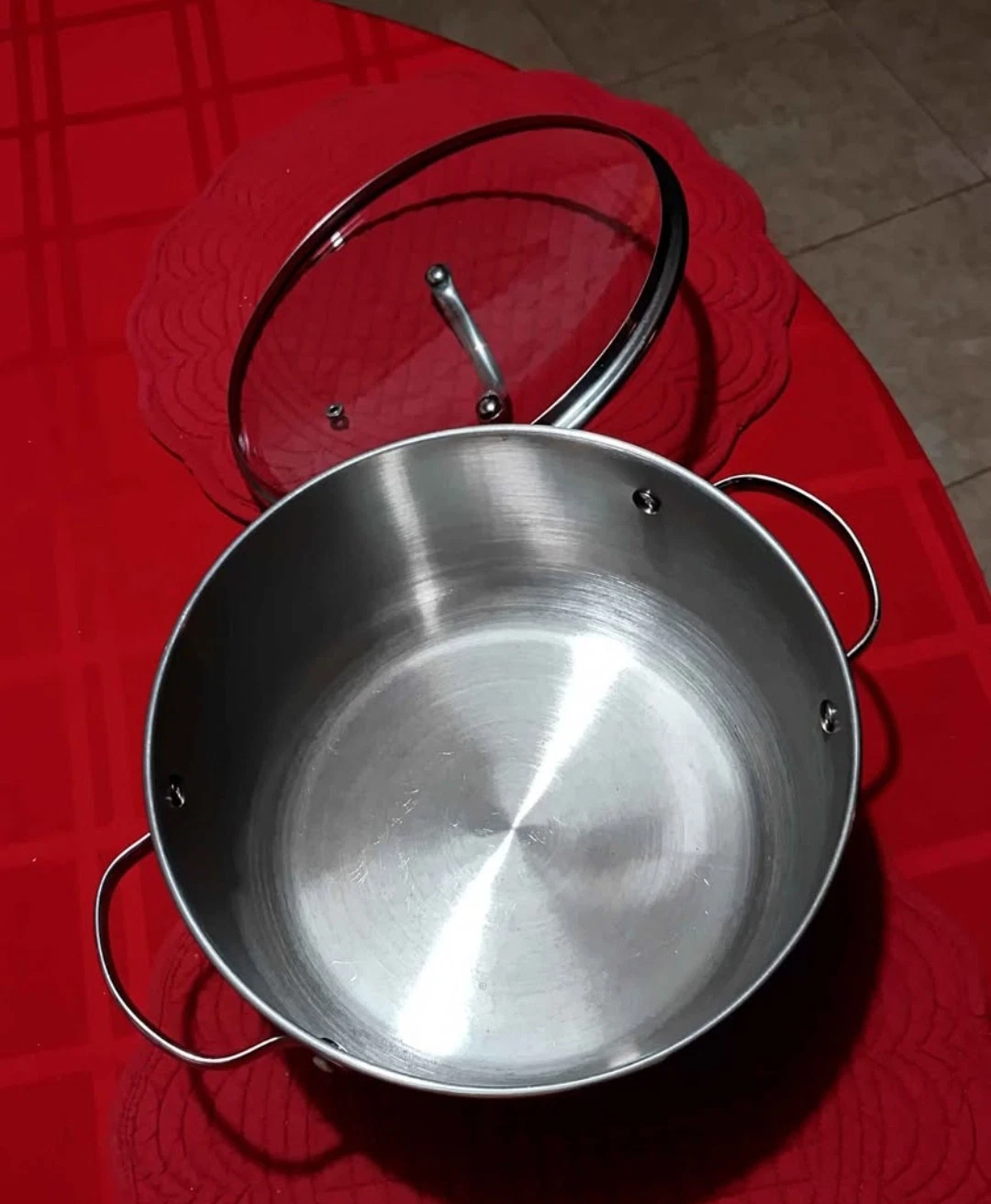 Vintage Casserole Pot with Amber Lid