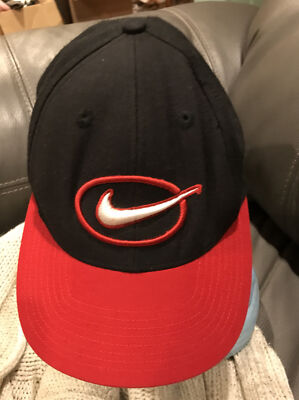 VTG NIKE SWOOSH WOOL BLEND SNAPBACK HAT CAP EMBROIDERED BLACK RED