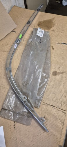 Jaguar X Type Bumper Moulding 01-10 Right Hand Moulding Chrome C2S18809