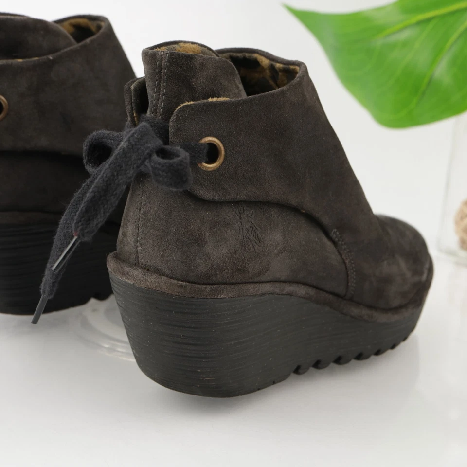 Botas Yama Fly London para mujer talla 41 10 gris gamuza tacón de cuña plataforma encaje espalda Foto 3 de 4