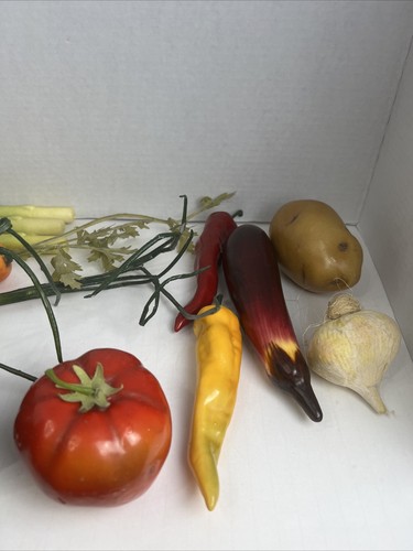 Vintage Lot 30+ Artificial Vegetables Fake Realistic Plastic garlic eggplant Etc - Picture 5 of 8