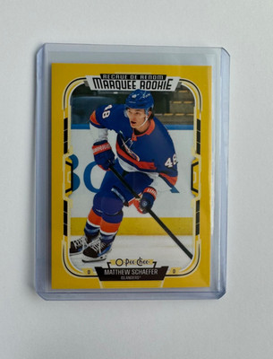 2025-26 O-Pee-Chee Matthew Schaefer Marquee Rookie Yellow Border