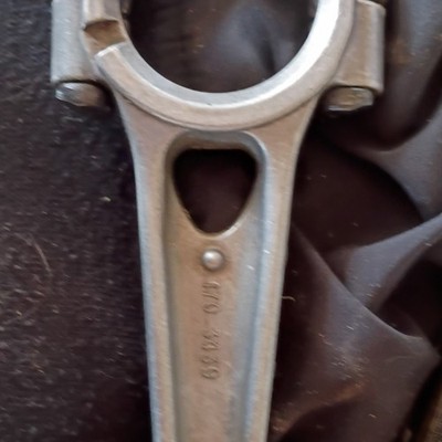 16 Horsepower On An Engine Piston Rod I Think