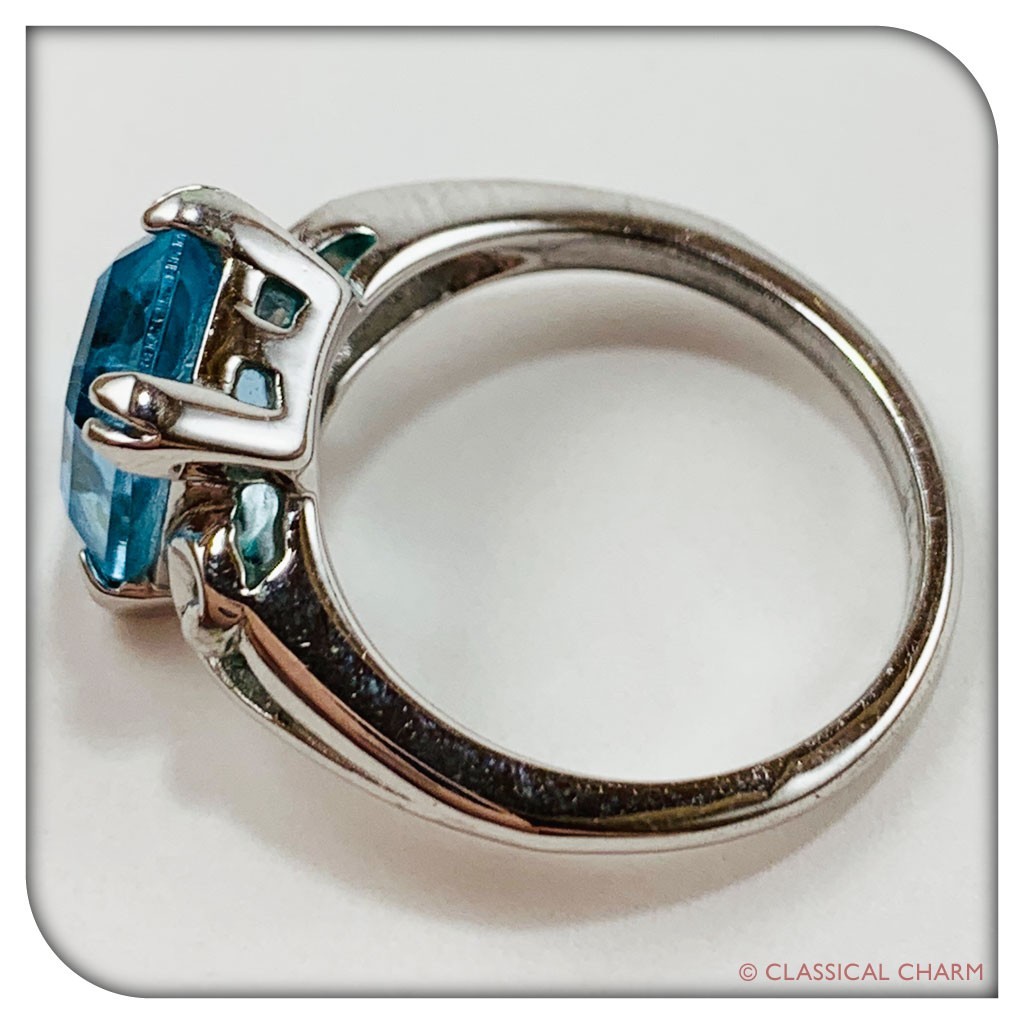 Vintage Avon Silver Tone Rectangular Aquamarine B… - image 3