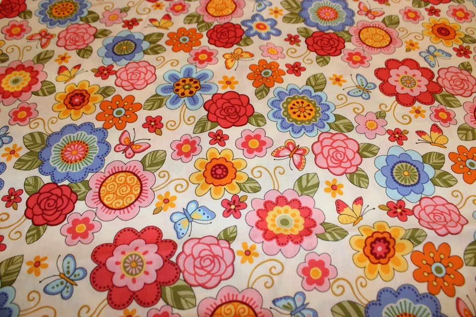 Tela de algodón coloridas flores y mariposas Hobby Lobby 5 yardas 44 de ancho Foto 3 de 4