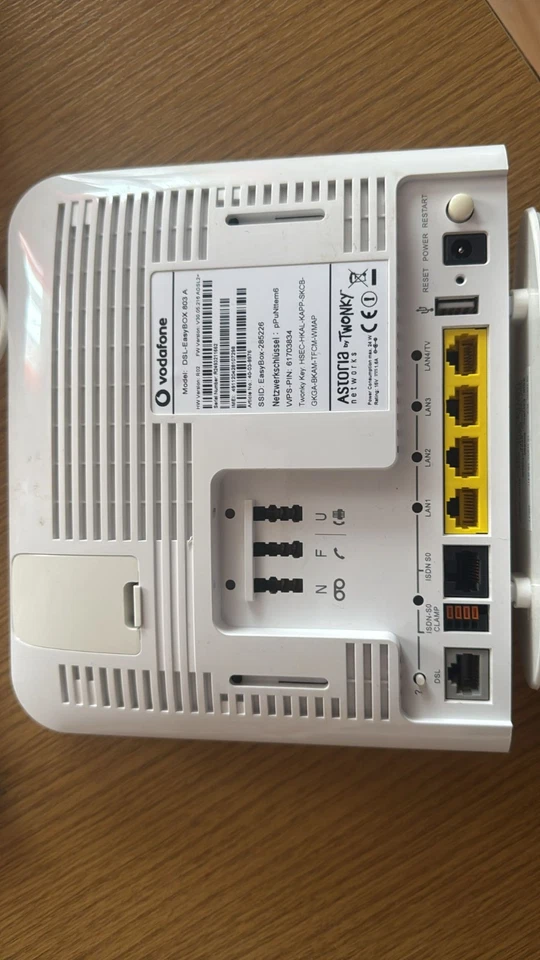 Vodafone EasyBox 803 mit LTE TurboBox - Bild 2 von 4