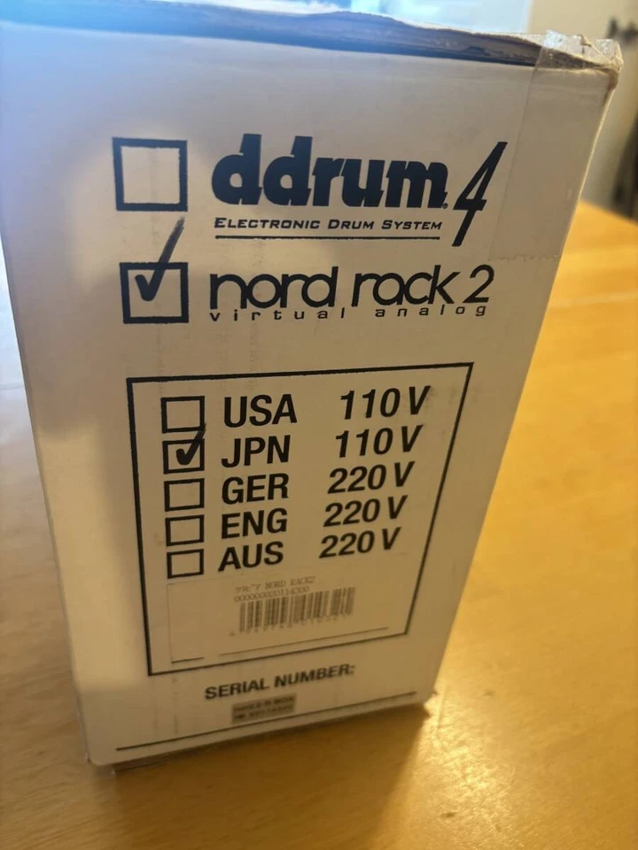 Clavia Nord Rack 2 Sintetizador Analógico Equipo de Audio Profesional Rojo Foto 4 de 4