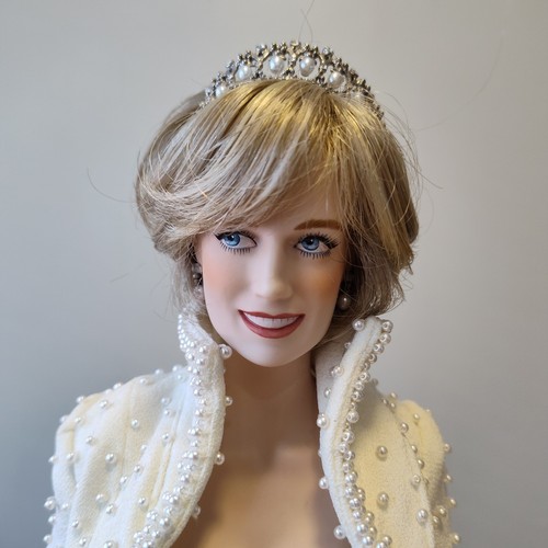 Franklin Mint Prinzessin Diana von Wales Porzellan 17 Zoll - Bild 2 von 8