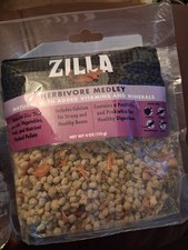 Zilla Herbivore Medley Reptile Food Treats Added Vitamins Minerals 4 oz