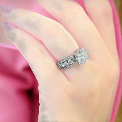 2,50 ct Rundschliff IGI-zertifiziert im Labor gezüchteter Diamant Ehering 14 ...