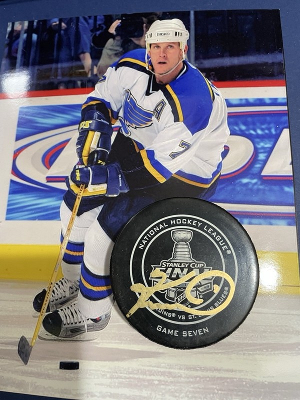 St. Louis BLUES Keith TKACHUK #7 SIGNED Stanley CUP GAME 7 Puck HOF 26 COA RARE!