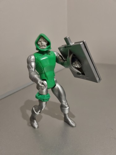 Rare Marvel Secret Wars Doctor Doom 3.75" Action Figure 1984 Mattel Superhero - Picture 7 of 19