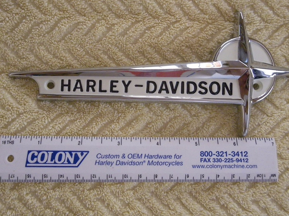 1961-1962 FL FLH Gas Tank Emblems 61776-61T with 