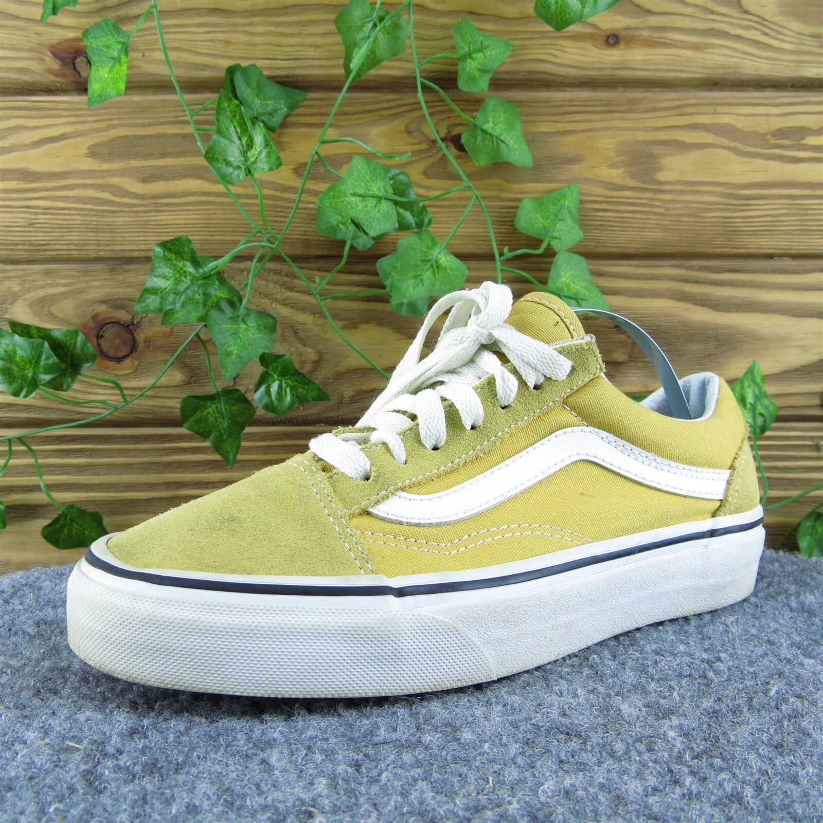 VANS Women Sneaker Shoes Yellow Leather Lace Up Size Medium