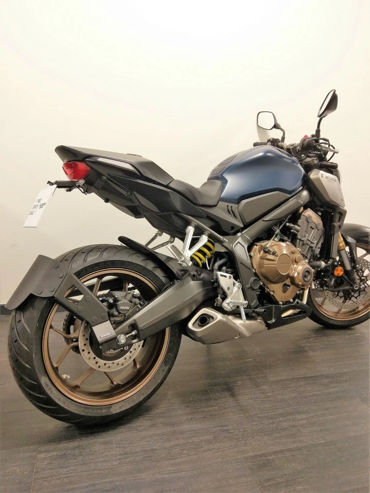 Faldilla Guarda Barros Trasero Honda CB-650R Desde Año 2019 A 2023 - Imagen 1 de 4