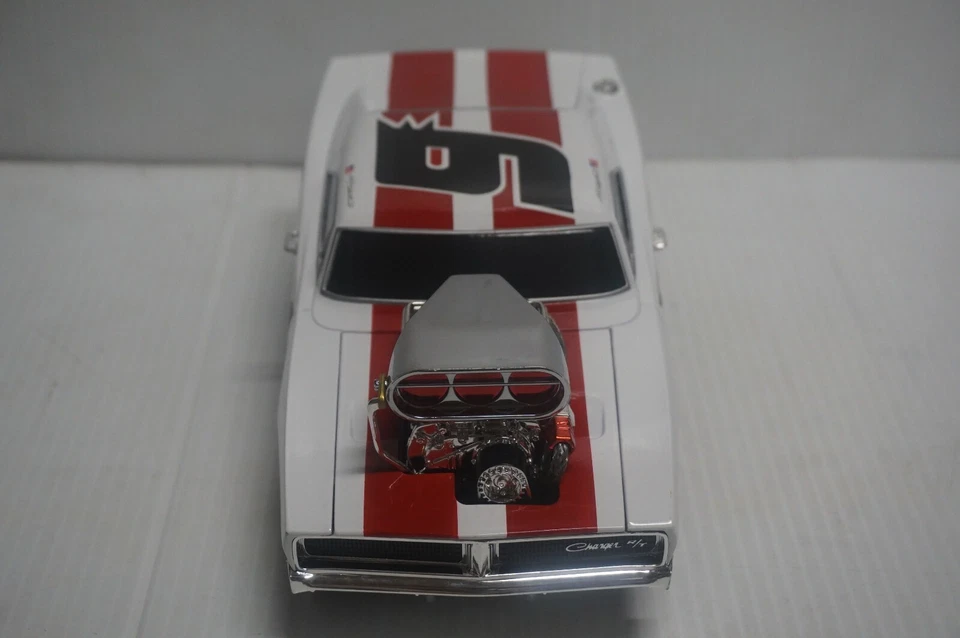 Dodge Charger 1969 Dodge Charger Muscle Machines Car 1/18 Kasey Kahne #9 Foto 4 de 4