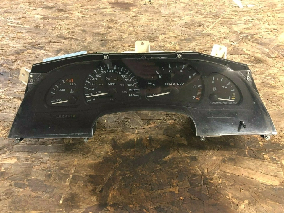 Velocímetro Oldsmobile Aurora 1997 cuadro de instrumentos Foto 3 de 4