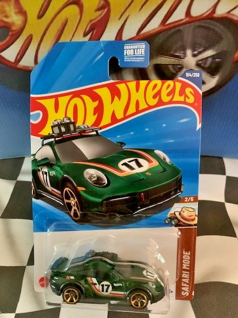 Hot Wheels 2025 HW Safari Mode 2/5 154 Porsche 911 Rallye GREEN