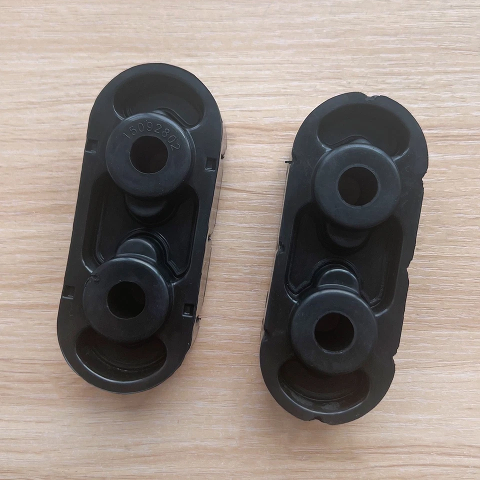 2x Soporte de montaje aislante de suspensión de escape para GMC 99-17 Sierra 1500 2500 3500  Foto 3 de 4