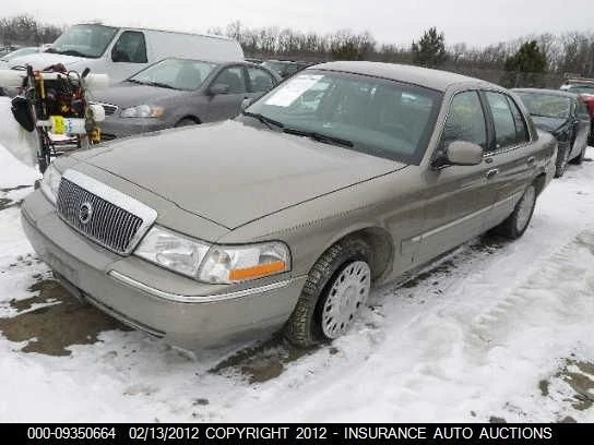 Coolant Reservoir Fits 03-11 CROWN VICTORIA 821571 Foto 3 de 4