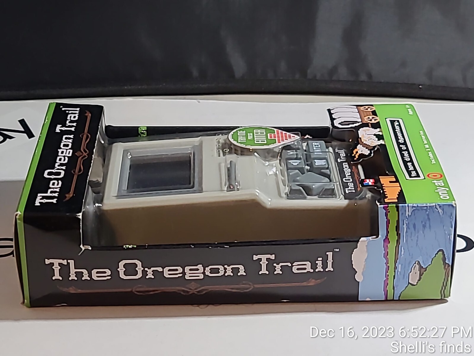 New THE OREGON TRAIL Electronic Handheld Retro Classic Computer Video