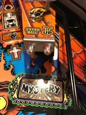 Stern METALLICA Pro/Premium/LE Pinball Machin...