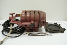 Mole-Richardson No.4821 650W Tweenie II Solarspot with Barndoors - WITH CHAIN