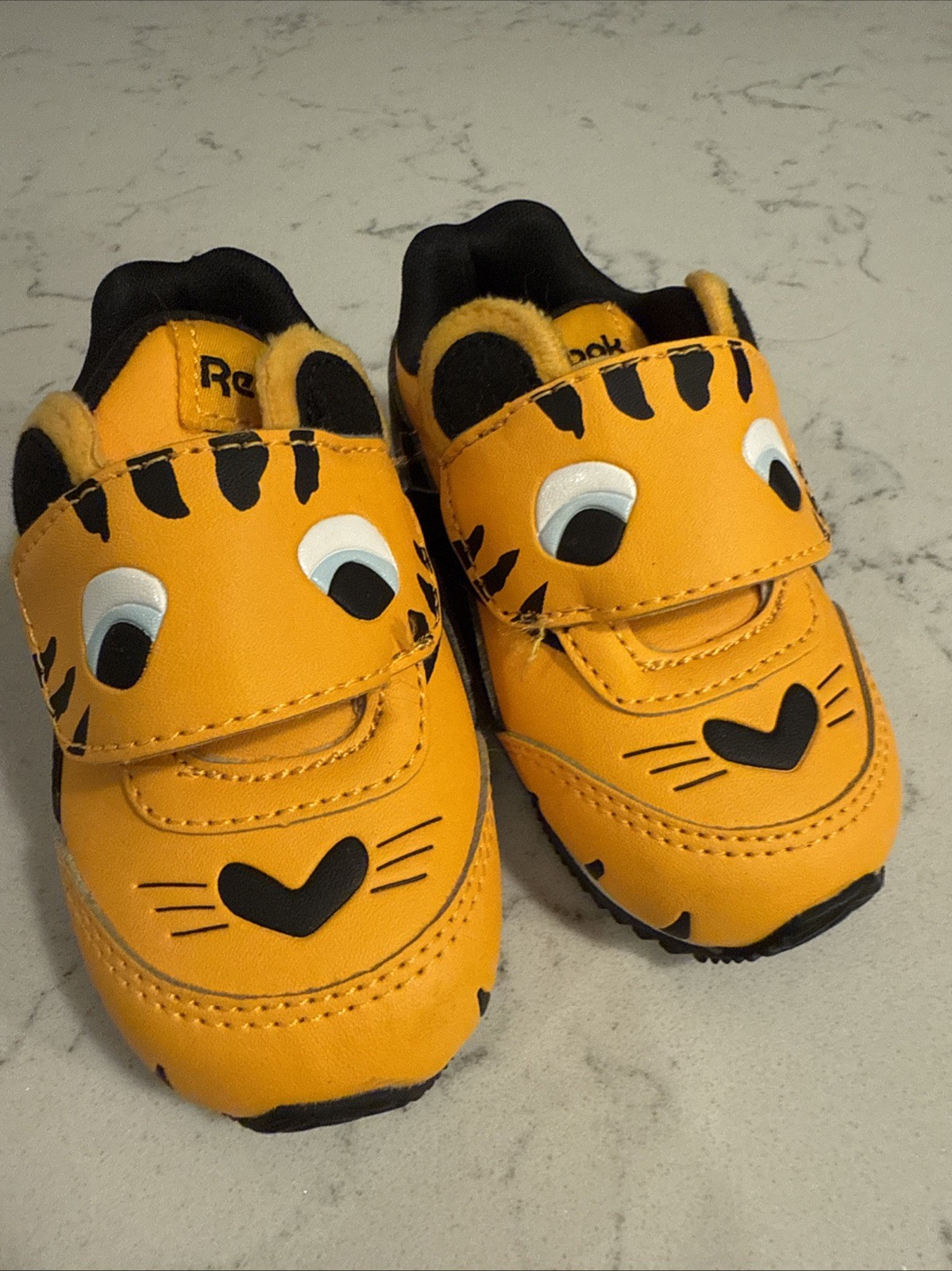 Tiger Size 4