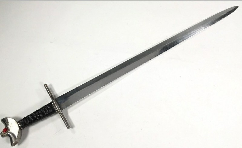  Once Upon a Time Prop Disney - ABC Metal Emma Swan hero Hrunting sword  
