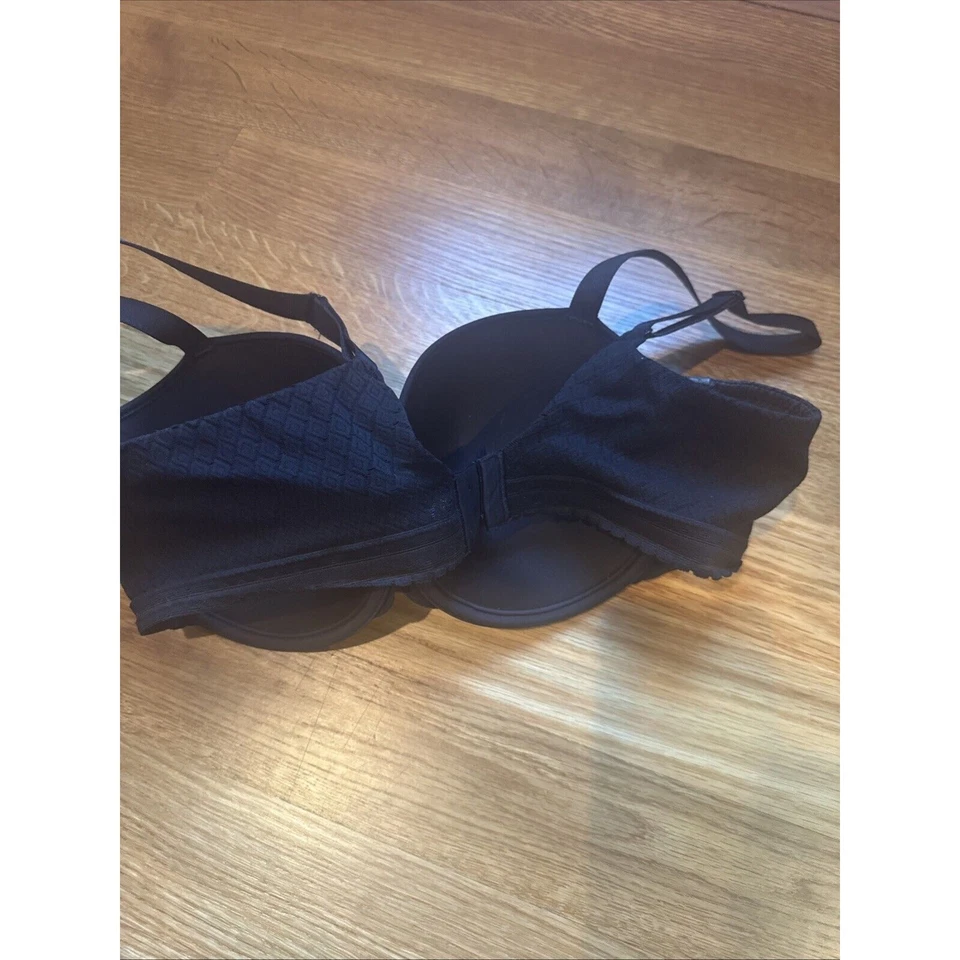 Sujetador Chantelle 36DD negro Foto 4 de 4