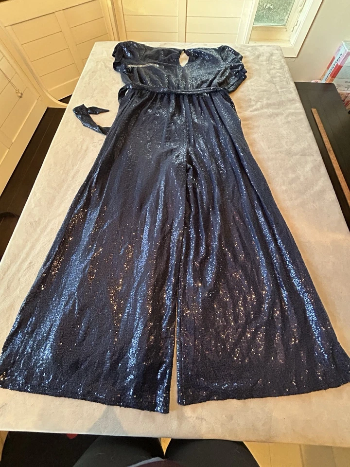 Mameluco para mujer Lane Bryant lentejuelas azul marino talla 14/16 manga corta cuello en V Foto 4 de 4