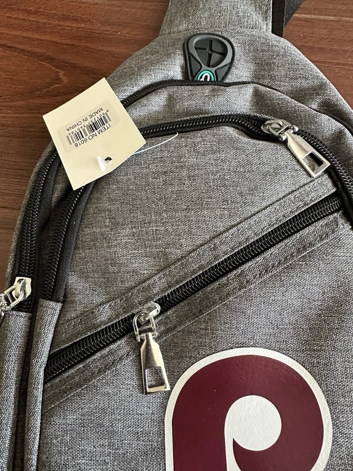 NEW 12”x8” Philadelphia Phillies CrossBag + FREE NEW Phillies Garden Flag COMBO - Image 4 of 4