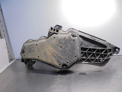 5Q0131877R DEPOSITO ADITIVO / 4671739 PARA AUDI A3 SPORTBACK 8VF 30 TDI DESIGN - Imagen 1 de 4