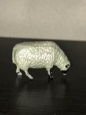Britains Sheep Feeding - Grey Lead Britains