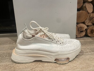 nike air zoom type pale ivory